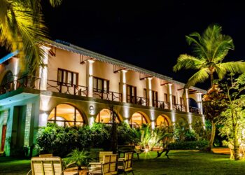 La Maison d&rsquo;Akoula à Assinie : quand le luxe épouse les saveurs ivoiriennes