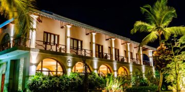 La Maison d&rsquo;Akoula à Assinie : quand le luxe épouse les saveurs ivoiriennes