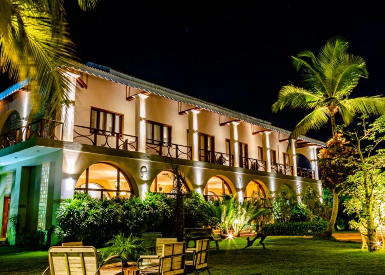 La Maison d&rsquo;Akoula à Assinie : quand le luxe épouse les saveurs ivoiriennes